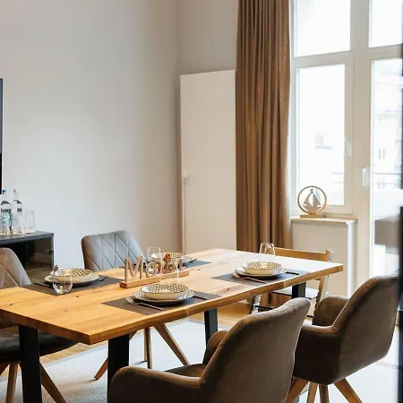 Warnemuender-strandjuwel Rostock